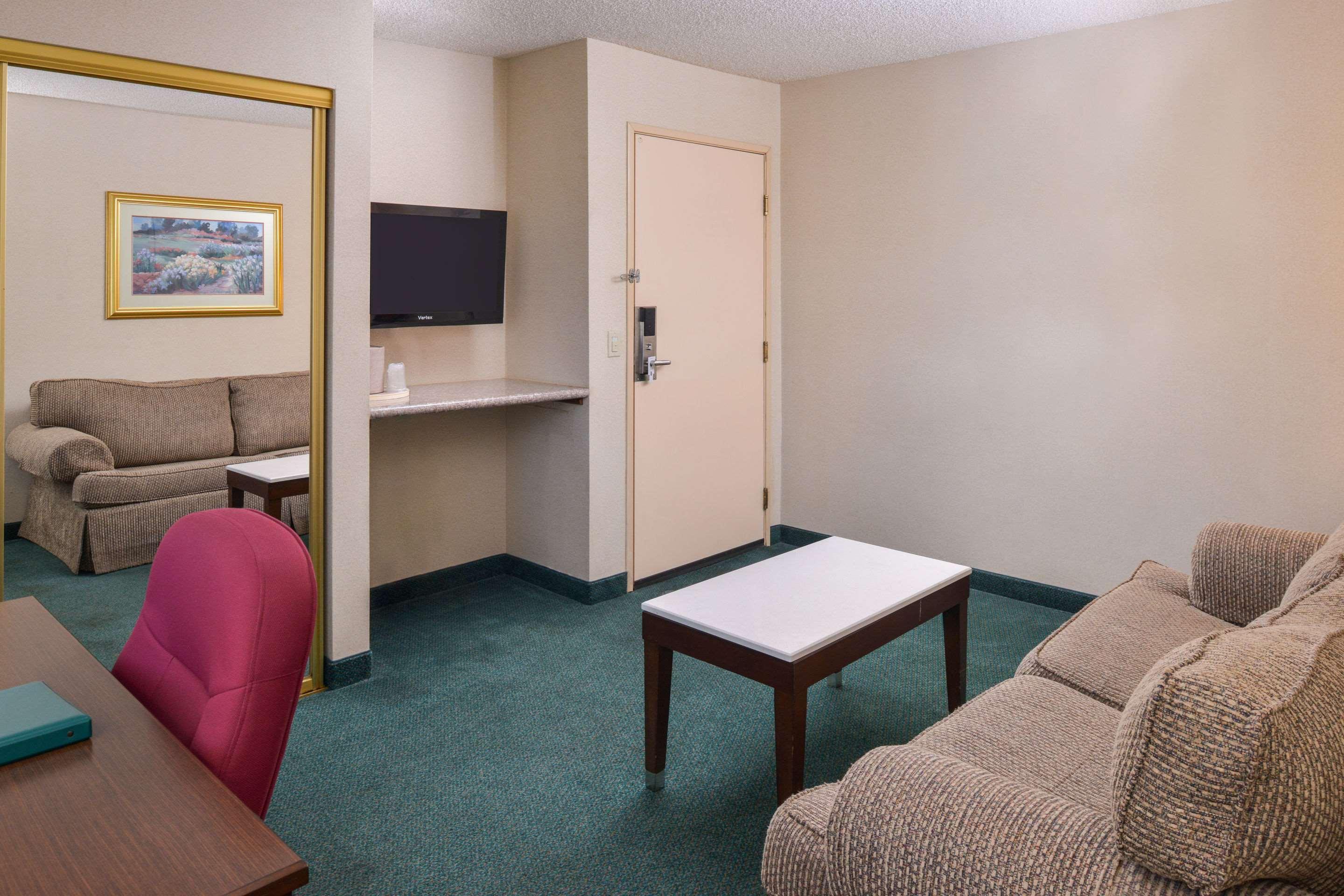 Quality Inn & Suites Walnut - City Of Industry Eksteriør billede