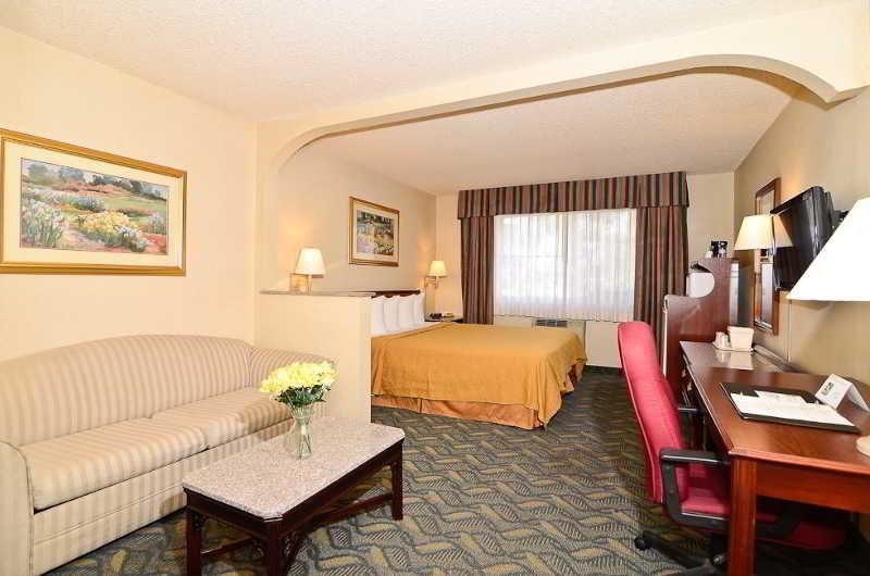 Quality Inn & Suites Walnut - City Of Industry Eksteriør billede
